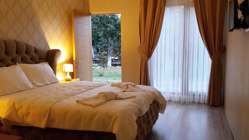 Sapanca Tas Ev Bed & Breakfast Darica  Room photo