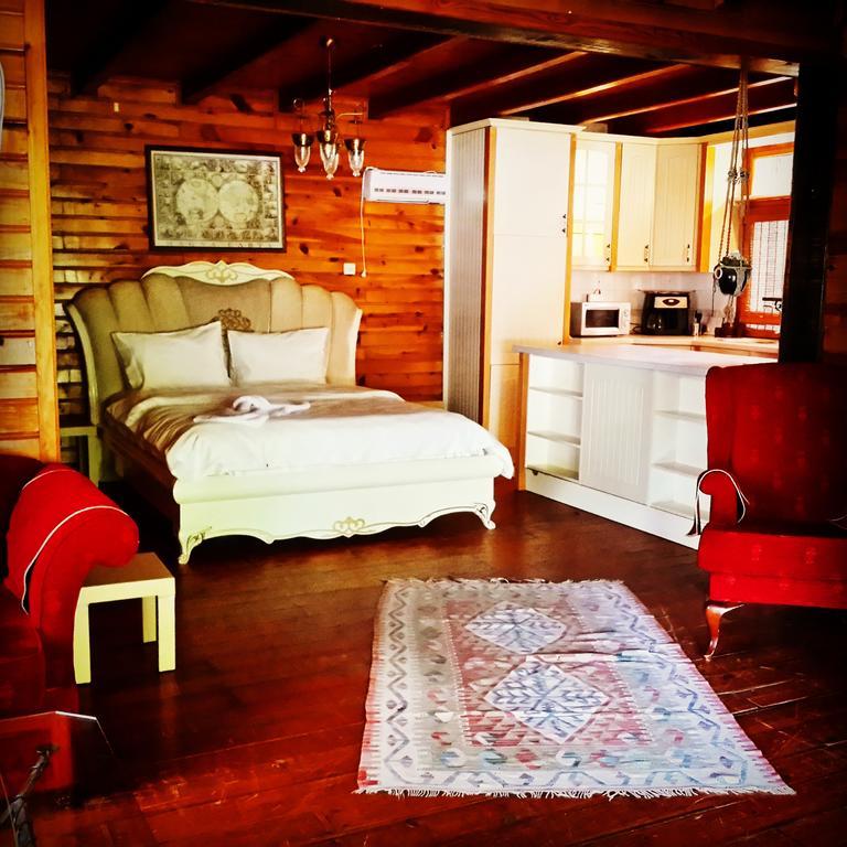 Sapanca Tas Ev Bed & Breakfast Darica  Room photo